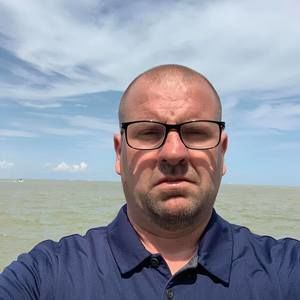 Meet your Posher, Robert